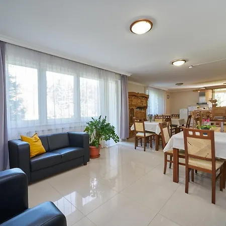 Harmonia Panzio Konukevi 3*